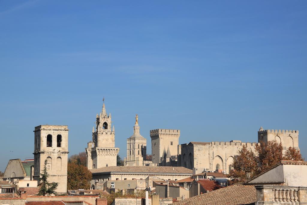 A La Terrasse D'Avignon Daire Oda fotoğraf